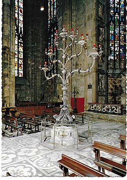 Kerzenleuchter der Trivulizo (Detail), 1200-1210, Mailänder Dom (S. 27 · Die vier Paradiesströme)